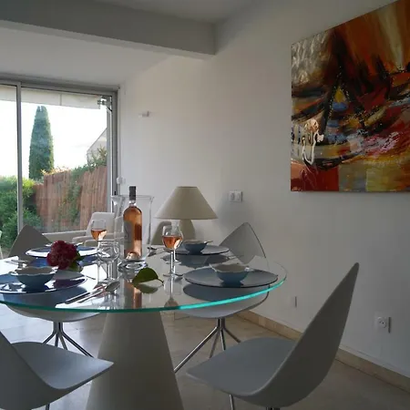Le Palmier Appart Haut Standing 5mn De Laplage Apartamento Cassis